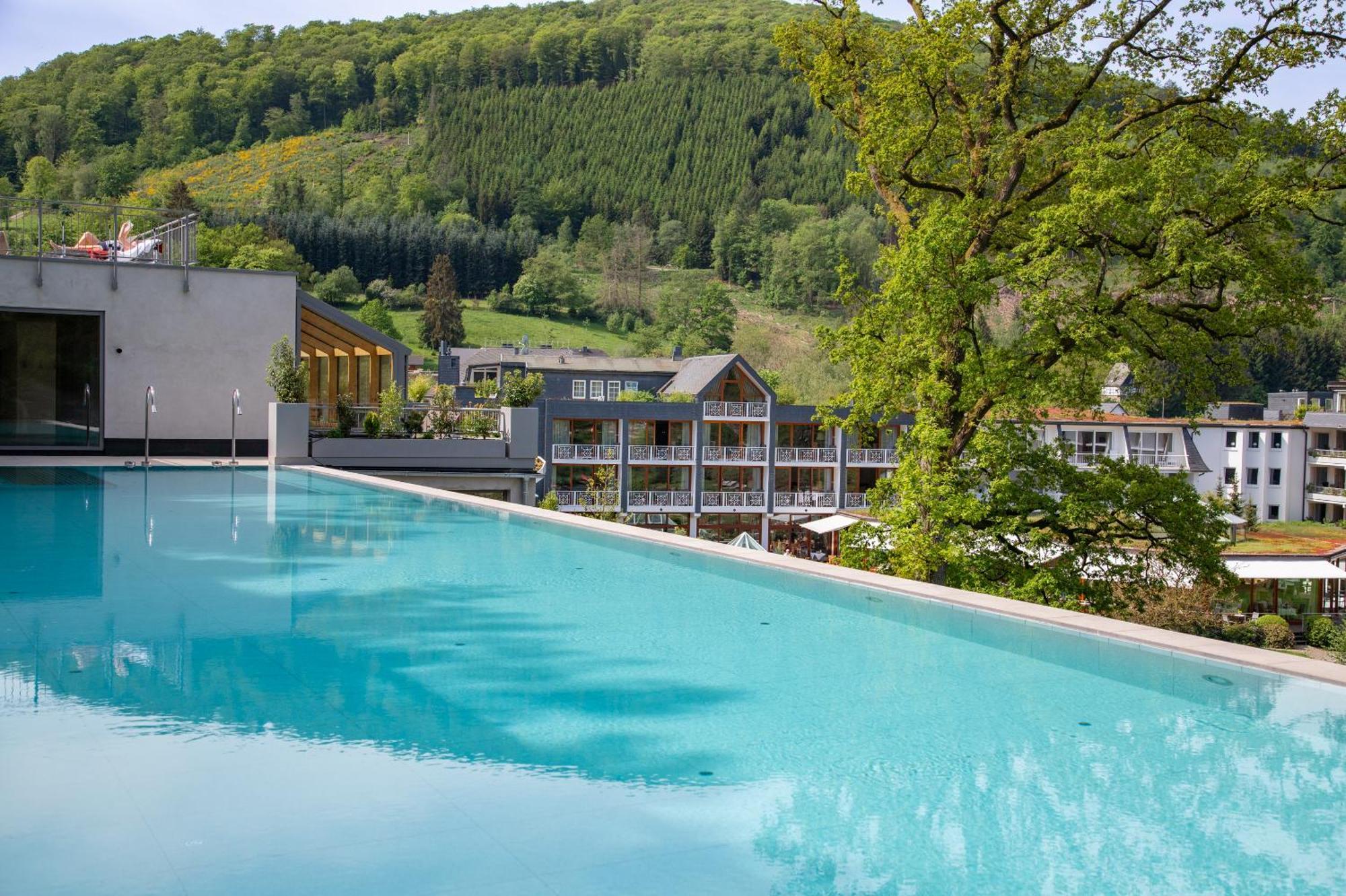 Hotel Deimann Schmallenberg Ngoại thất bức ảnh